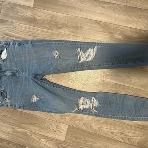 American Eagle Outfitters Light Wash Distressed Jeggings